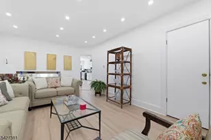 813 20th St, Union City, NJ 07087 - Photo 6