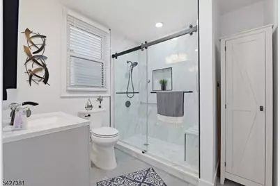 813 20th St, Union City, NJ 07087 - Photo 8