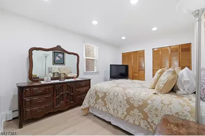 813 20th St, Union City, NJ 07087 - Photo 10