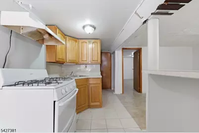 813 20th St, Union City, NJ 07087 - Photo 36
