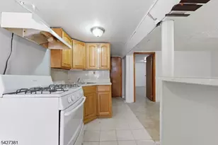 813 20th St, Union City, NJ 07087 - Photo 36
