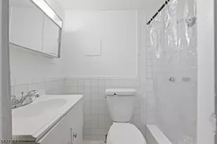 813 20th St, Union City, NJ 07087 - Photo 32