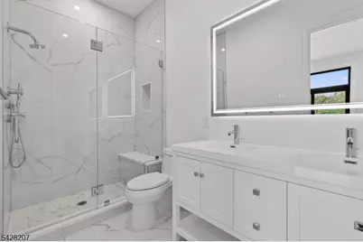 522 Valley Rd #2, Clifton, NJ 07013 - Photo 22