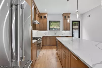 522 Valley Rd #2, Clifton, NJ 07013 - Photo 8