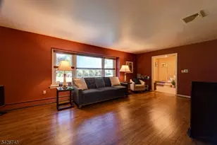 25 Debbie Ct, Wayne, NJ 07470 - Photo 6
