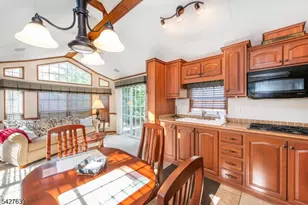 131 Sycamore Vlg, Vernon Twp., NJ 07461 - Photo 10
