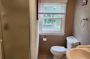 34 Como Dr, Franklin Township, NJ 08873 - Photo 12