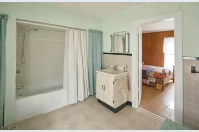 20 Maple St, Milford, NJ 08848 - Photo 16