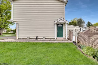 184 Stonehenge Ter, Clark Township, NJ 07066 - Photo 38