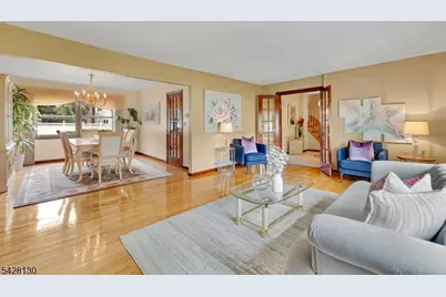 184 Stonehenge Ter, Clark Township, NJ 07066 - Photo 8