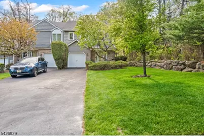 94 Edgefield Dr, Parsippany, NJ 07950 - Photo 40