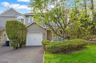 94 Edgefield Dr, Parsippany, NJ 07950 - Photo 4