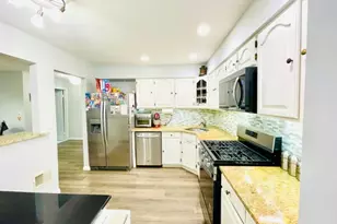 94 Edgefield Dr, Parsippany, NJ 07950 - Photo 18