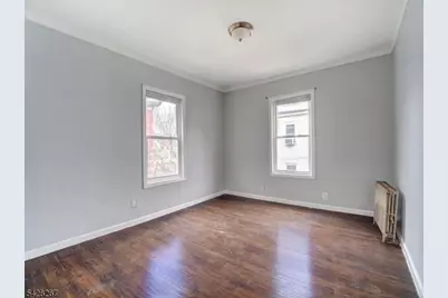 49-51 Parkview Ter, Newark, NJ 07112 - Photo 4