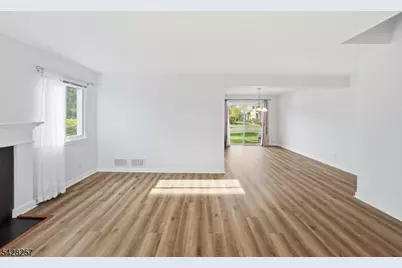 111 Dorset Ct, Hillsborough Township, NJ 08844 - Photo 14