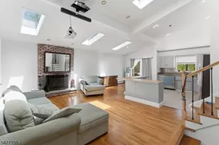 41 Crescent Dr, Byram Township, NJ 07821 - Photo 6