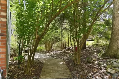 41 Crescent Dr, Byram Township, NJ 07821 - Photo 28
