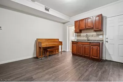 124 Highland Ave, Newark, NJ 07104 - Photo 4