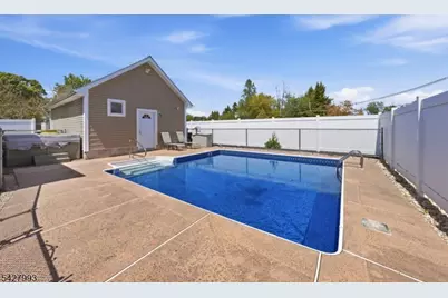 12 Driscoll St, Manville, NJ 08835 - Photo 36