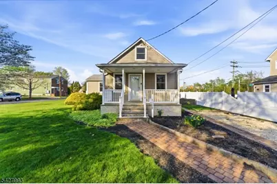 12 Driscoll St, Manville, NJ 08835 - Photo 2