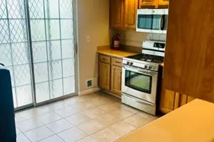 9 Krueger Ct, Newark, NJ 07103 - Photo 10