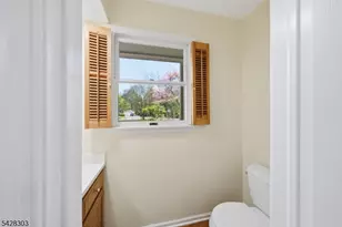 203 Knoll Way, Rocky Hill, NJ 08553 - Photo 12