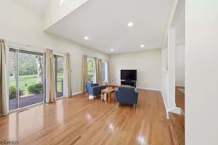 203 Knoll Way, Rocky Hill, NJ 08553 - Photo 10