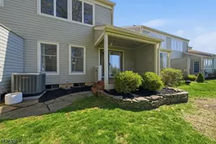 203 Knoll Way, Rocky Hill, NJ 08553 - Photo 28