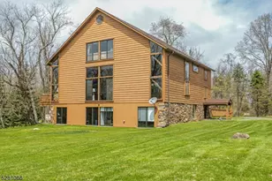 900 Canal Rd, Franklin Township, NJ 08540 - Photo 2