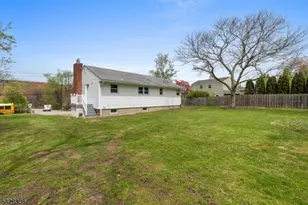 14 Lincoln Ave, West Milford, NJ 07480 - Photo 8