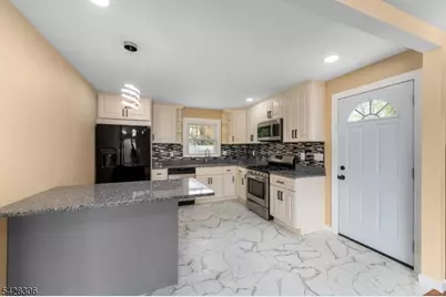 14 Lincoln Ave, West Milford, NJ 07480 - Photo 14