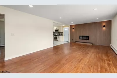 14 Lincoln Ave, West Milford, NJ 07480 - Photo 12