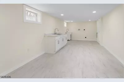 14 Lincoln Ave, West Milford, NJ 07480 - Photo 10