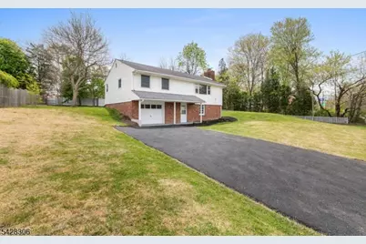 14 Lincoln Ave, West Milford, NJ 07480 - Photo 2