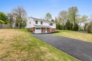 14 Lincoln Ave, West Milford, NJ 07480 - Photo 2