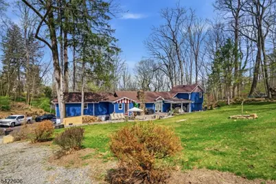 399 Springbrook Trl, Byram Township, NJ 07871 - Photo 22