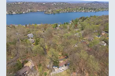 399 Springbrook Trl, Byram Township, NJ 07871 - Photo 26