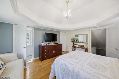 399 Springbrook Trl, Byram Township, NJ 07871 - Photo 6