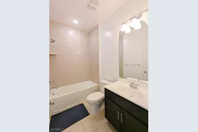 33 Ambrosia Ct, Livingston, NJ 07039 - Photo 24