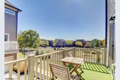 33 Ambrosia Ct, Livingston, NJ 07039 - Photo 16
