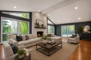 179 Woodside Ave, Franklin Lakes, NJ 07417 - Photo 4