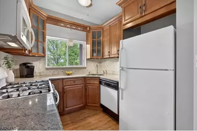 919 Burgundy Way #919, Wayne, NJ 07470 - Photo 14