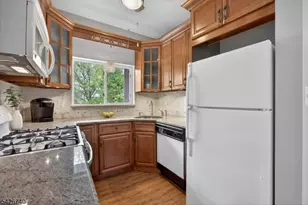 919 Burgundy Way, Wayne, NJ 07470 - Photo 12