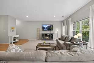 919 Burgundy Way, Wayne, NJ 07470 - Photo 2