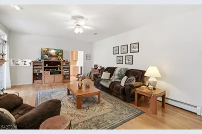140 Bunker Hill Rd, Franklin Township, NJ 08540 - Photo 16