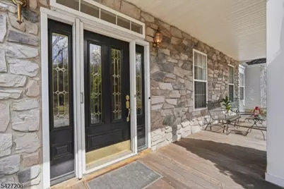 140 Bunker Hill Rd, Franklin Township, NJ 08540 - Photo 2