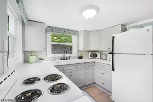 81 Turtleback Rd, Washington Township, NJ 07853 - Photo 12