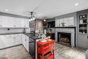 269 Quakertown Rd, Franklin Township, NJ 08867 - Photo 10