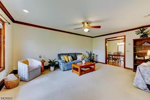 15 Shaffer St, Branchburg Township, NJ 08876 - Photo 4