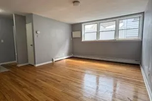 120 W 3rd Ave, Roselle, NJ 07203 - Photo 2